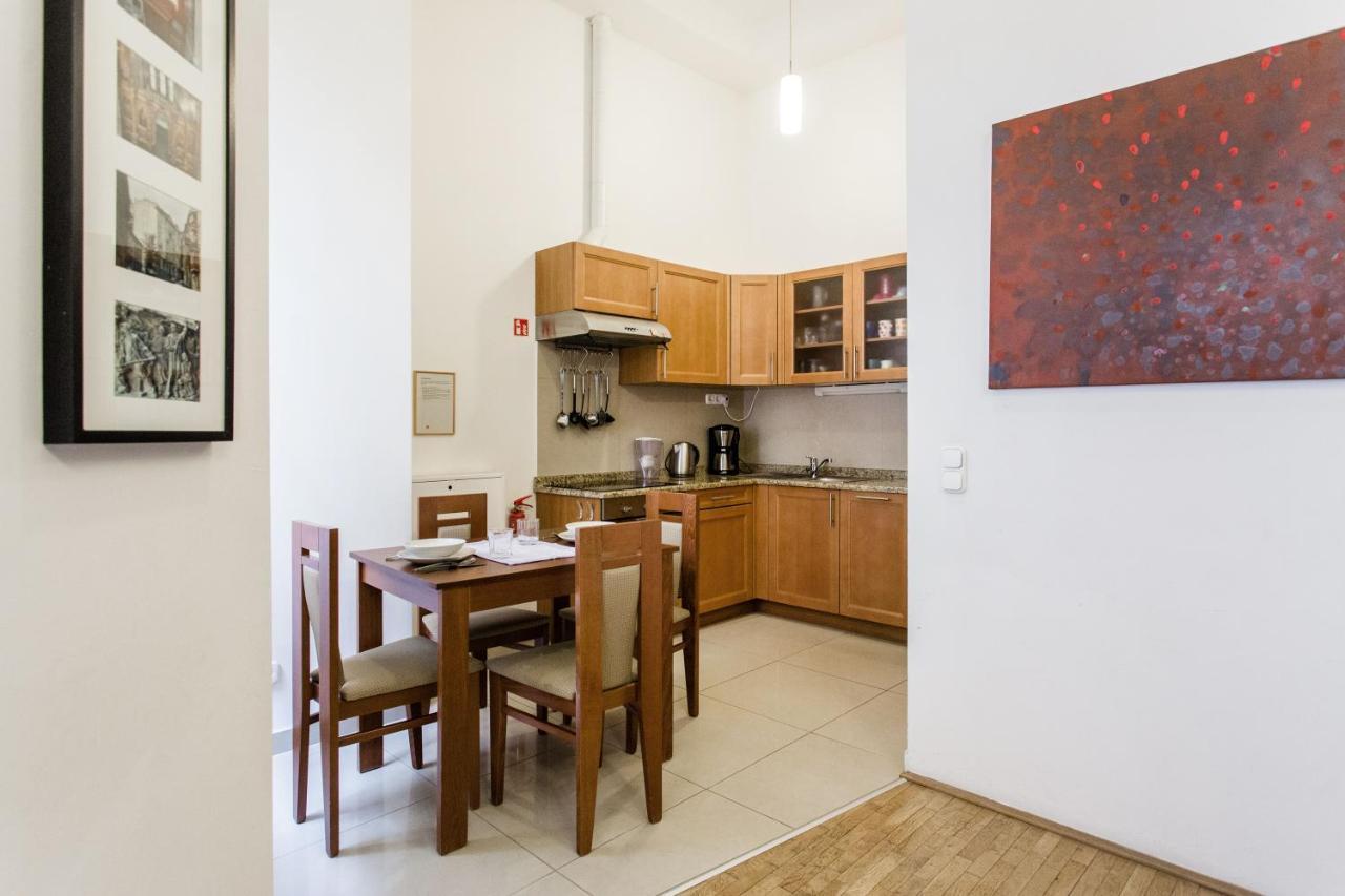 Family Suite By Heroes' Square Budapest Luaran gambar